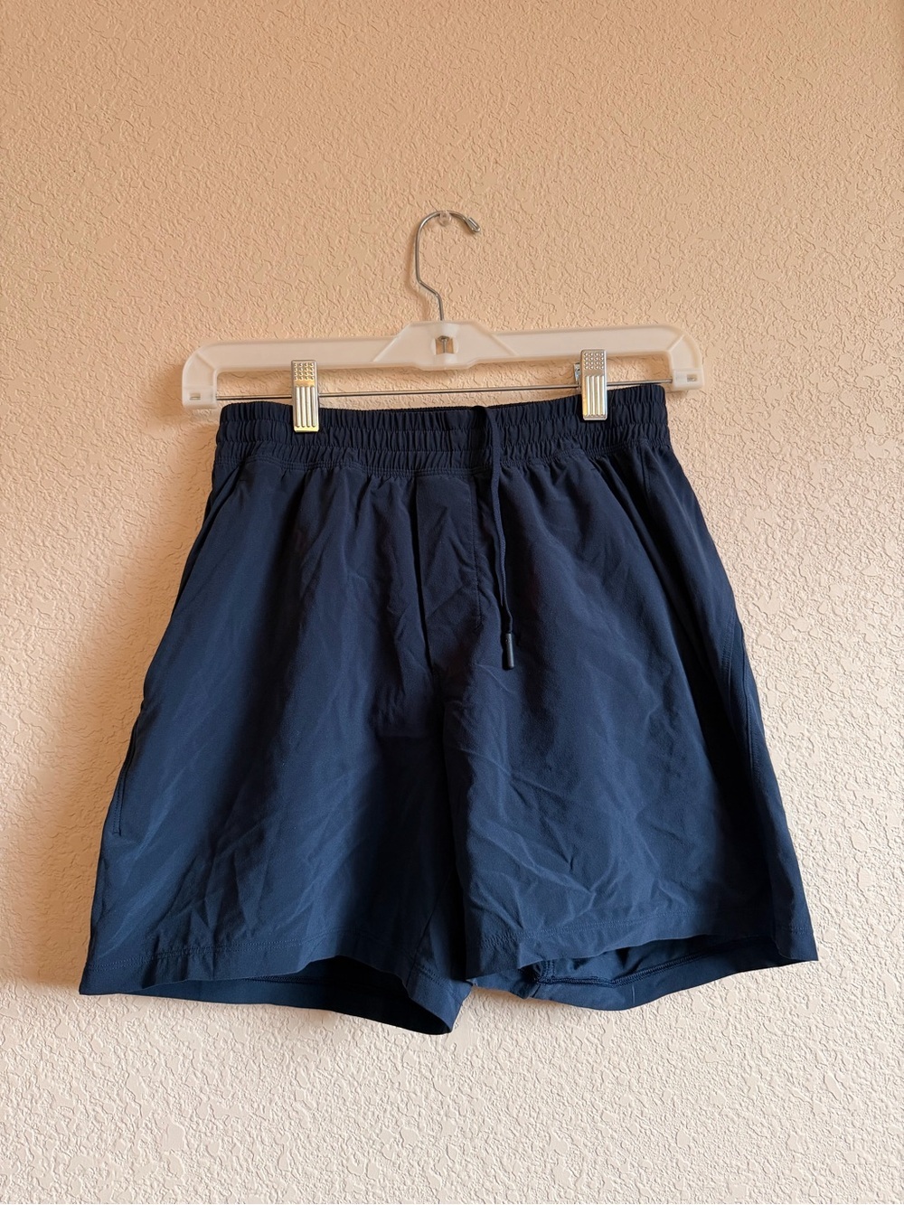 lululemon athletica Men's Pace Breaker Dark Navy Performance Shorts - Picture 2 of 6